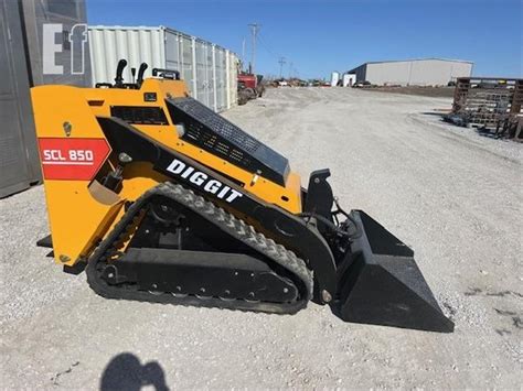 diggit mini skid steer loader